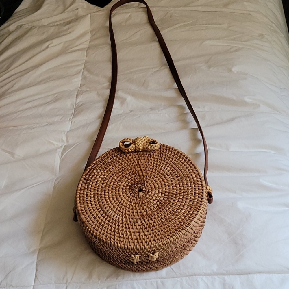Round Rattan Bag - Picture 2 of 5